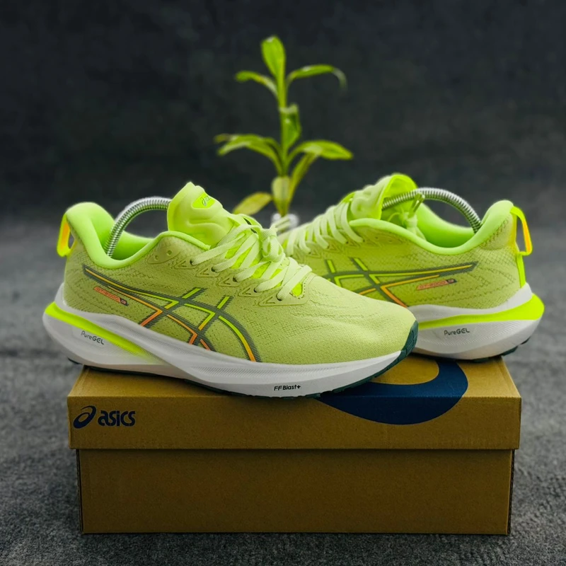 Asics GT-2000