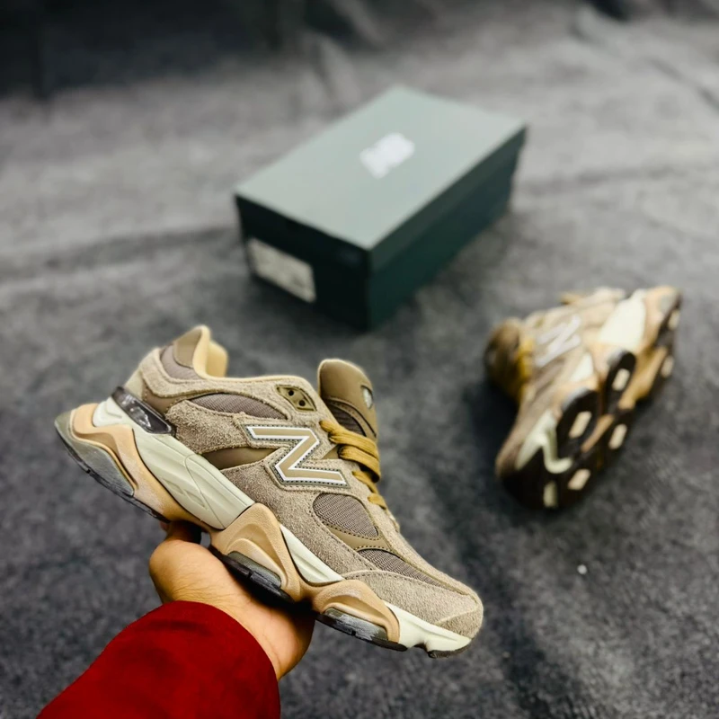 New Balance 9060 Mushroom Timberwolf