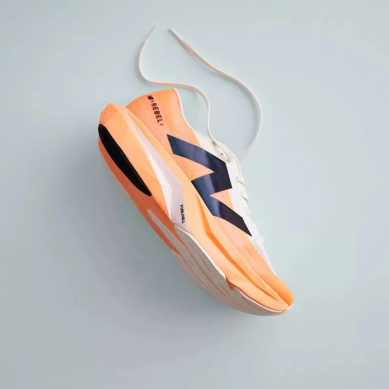 New balance Revel V4