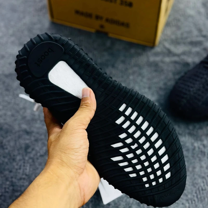 Adidas boost 350 - Image 4