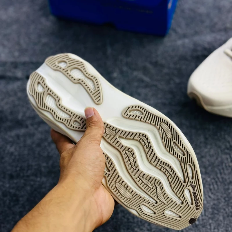 BROOKS GLYCERIN MAX - Image 4