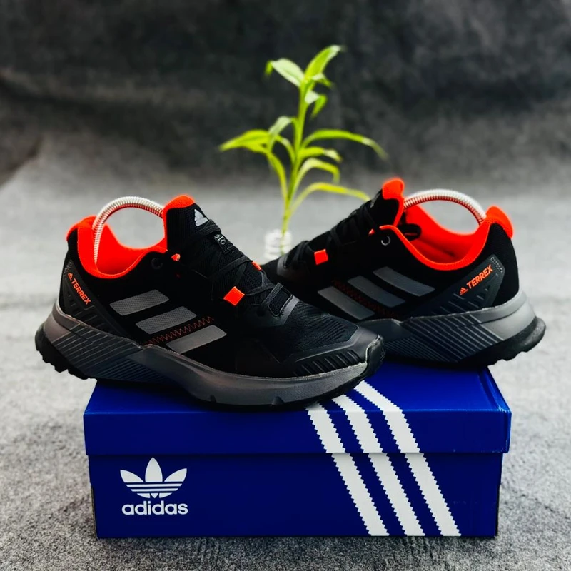 Adidas terrex