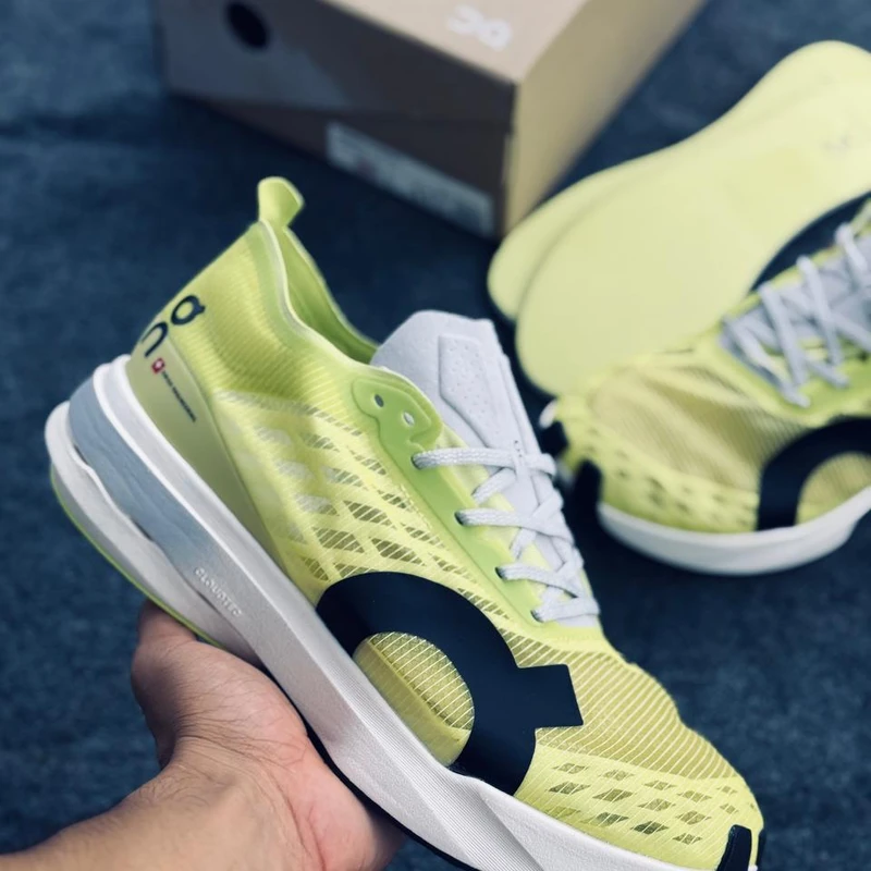 On Cloudboom strike - Image 3