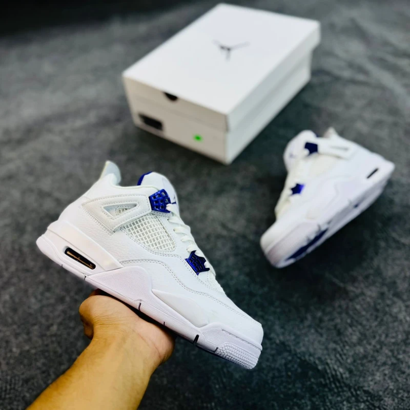 Jordan 4 Retro Metallic Purple