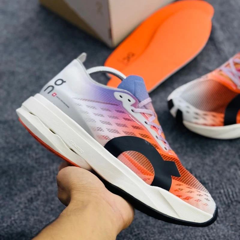 ON CLOUDEBOOM STRIKE - Image 3