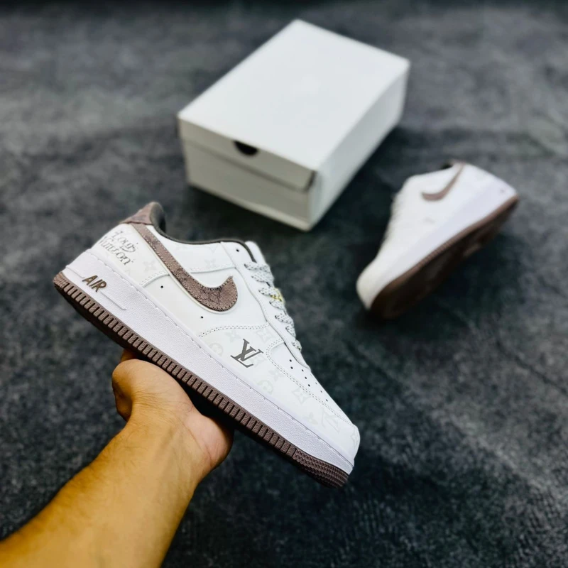 Nike Air Force 1 -lv