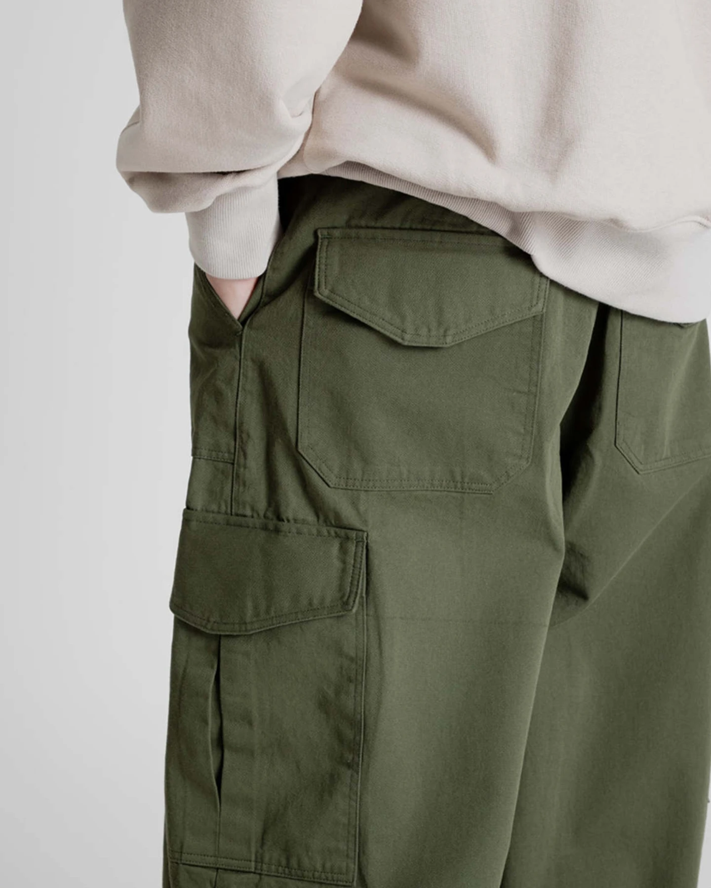 Olive Semi Baggy Pant