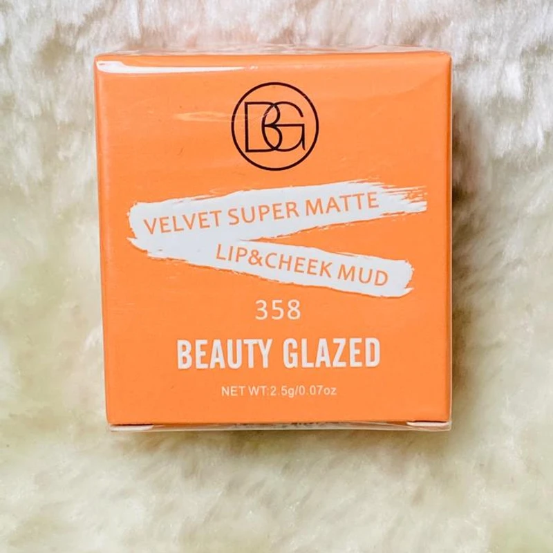 Beauty Glazed Velvet Super Matte Lip & Cheek Mud - Image 3