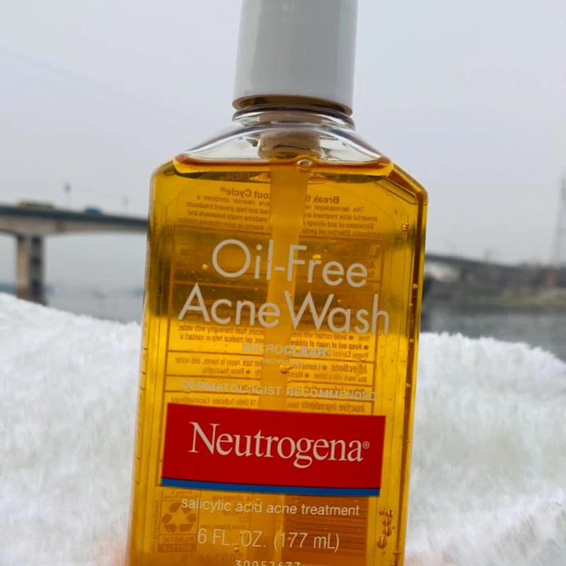 Oil - Free Acne Wash