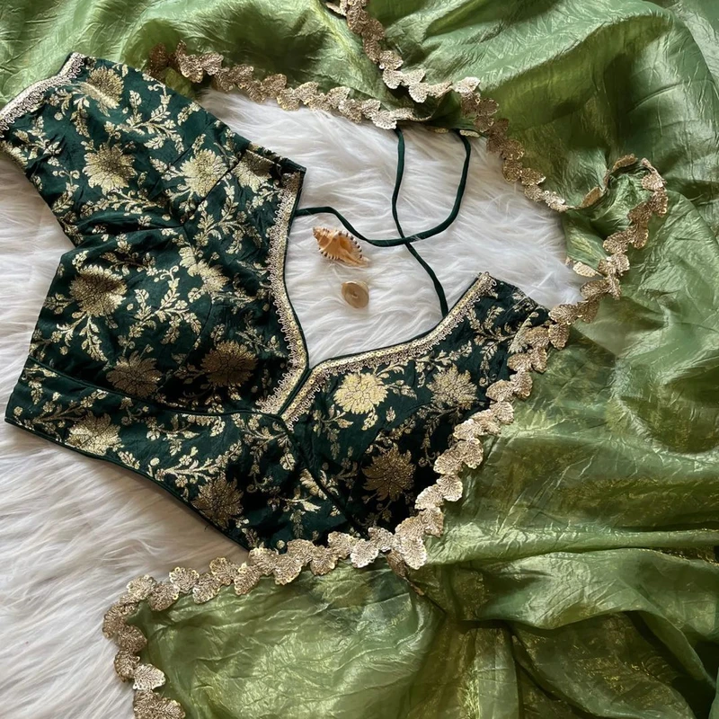 Crush silk saree - Thumbnail 3