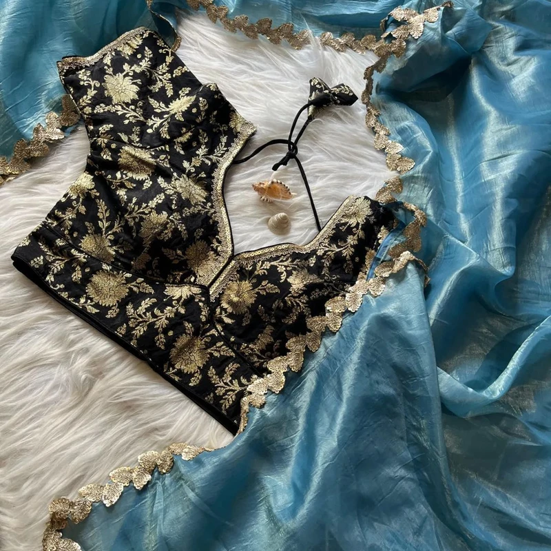 Crush silk saree - Thumbnail 5