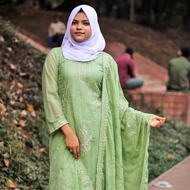 আলিজা প্রিমিয়াম থ্রিপিস – আভিজাত্য ও সৌন্দর্যের নিখুঁত সংমিশ্রণ - Image 3