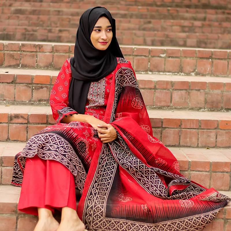 মালহার ডিজাইন প্রিমিয়াম কালামকারি – ঐতিহ্যের শৈল্পিক ছোঁয়া