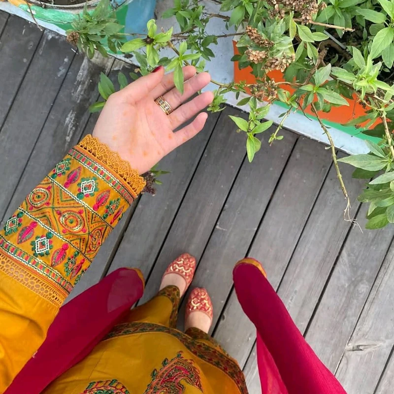 Sequence Embroidery Three Piece - Image 3