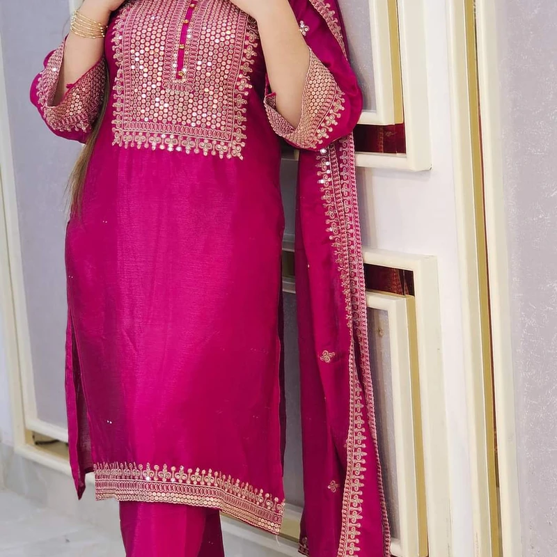 পাকিস্তানি ক্রেপ চিনুন থ্রি পিস