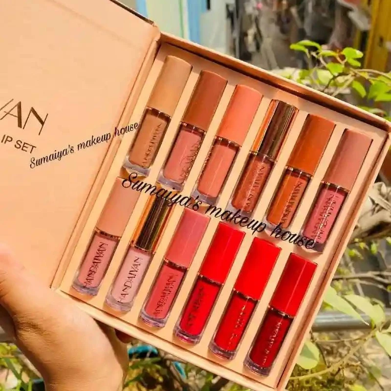 HADIYAN LIP SET OF 12 MULTICOLOR