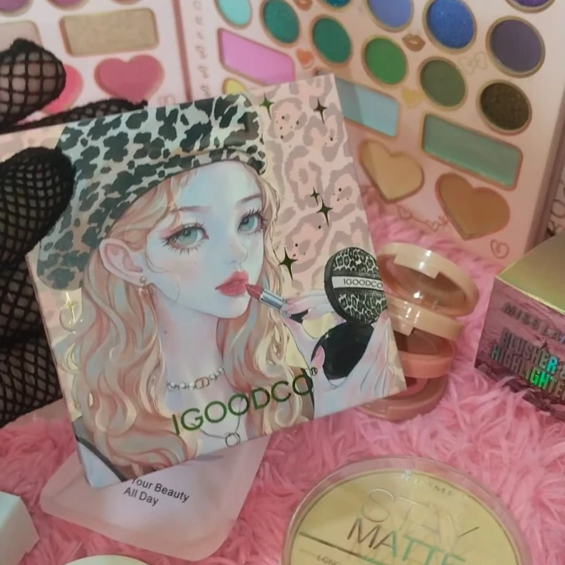 Glamorous Beauty Pro Makeup Combo ✨💄