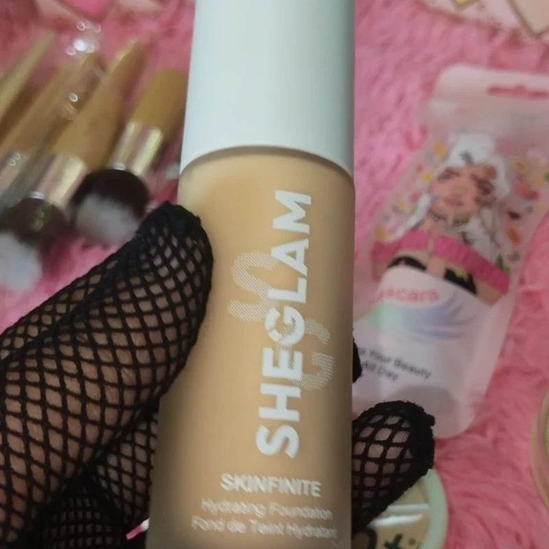 Glamorous Beauty Pro Makeup Combo ✨💄 - Image 4