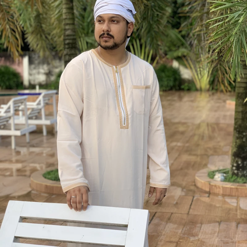 Arabic Cream Thobe – Soft, Elegant & Serene