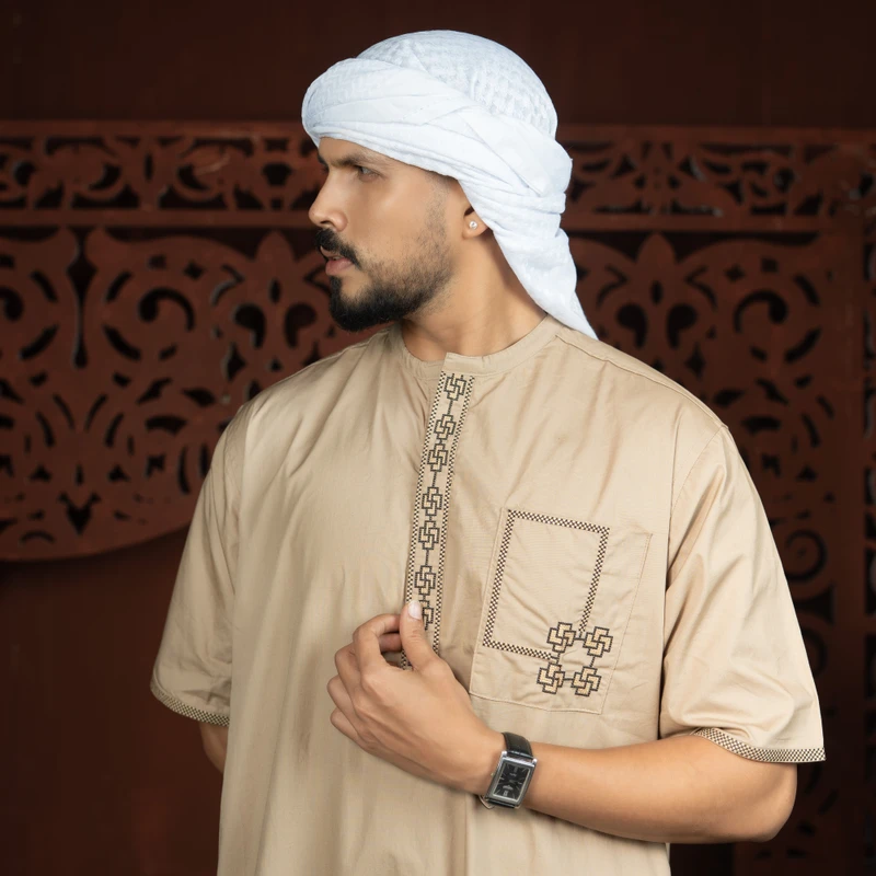 Lᴜxᴜʀʏ Dᴇsᴇʀᴛ Kʜᴀᴋɪ Cᴏʟᴏᴜʀ.  Wɪᴛʜ Iʀᴀɴɪ Eᴍʙʀᴏɪᴅᴇʀʏ. - Image 4