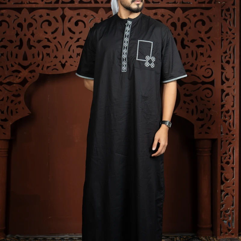 Z-𝐁𝐥𝐚𝐜𝐤 Half 𝐬𝐥𝐞𝐞𝐯𝐞 𝐓𝐡𝐨𝐛𝐞. 𝑰𝒓𝒂𝒏𝒊 𝑳𝒖𝒙𝒂𝒓𝒚  𝑬𝒎𝒃𝒓𝒐𝒊𝒅𝒆𝒓𝒚