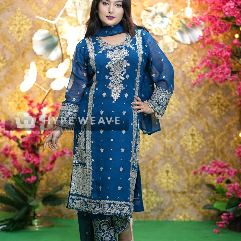 Embroidered Georgette Three-Piece For Eid Al-Adha | Hype Weave - Image 4