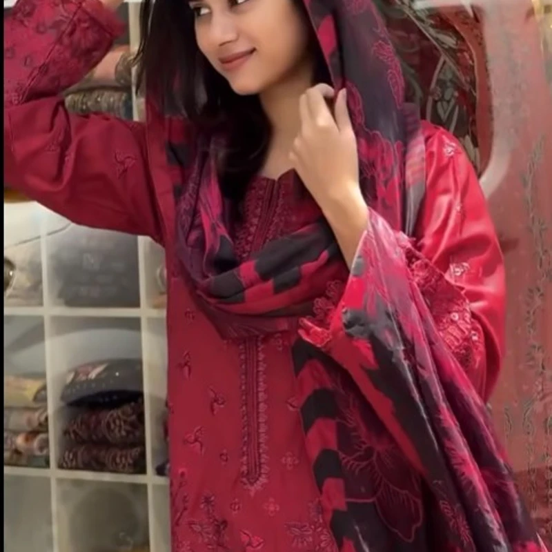 Cotton Three-Piece with 5-Haat Orna | - Image 7