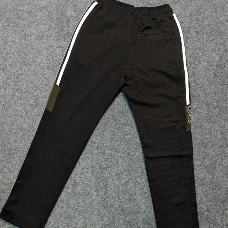 Men’s Relaxed Fit joggers in Black - Thumbnail 5