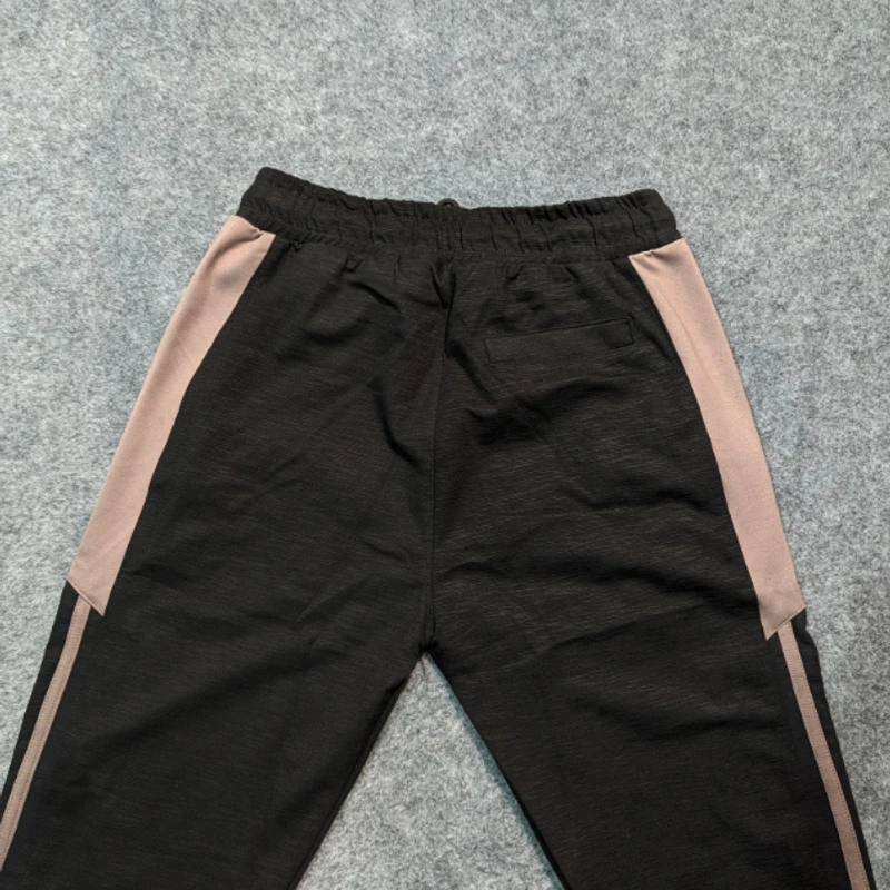 Men’s Relaxed Fit joggers in Black & Cream - Thumbnail 4