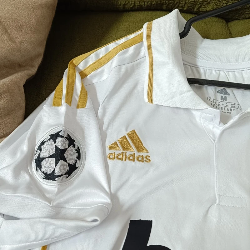 REAL-MADRID-HOME-KIT-2011/2012 - Image 4