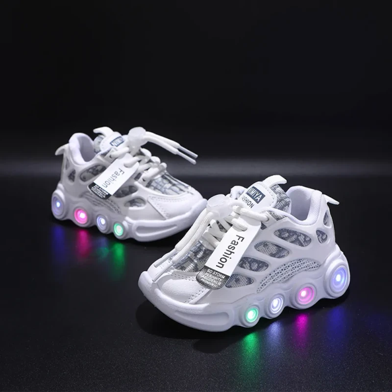 Kids Sneaker Led Lights Boys and Girls Non Slip Running Casual Shoes pure white