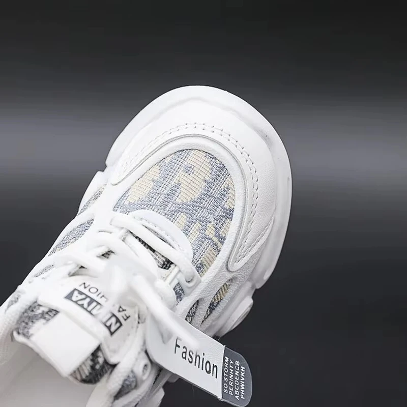 Kids Sneaker Led Lights Boys and Girls Non Slip Running Casual Shoes pure white - Image 4