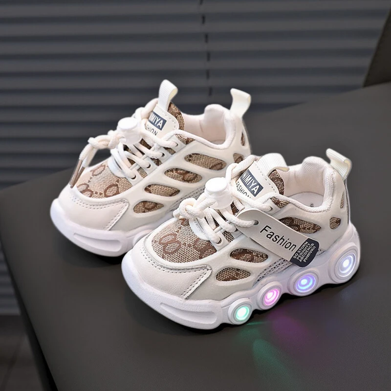 Kids Sneaker Led Lights Boys and Girls Non Slip Running Casual Shoes off white