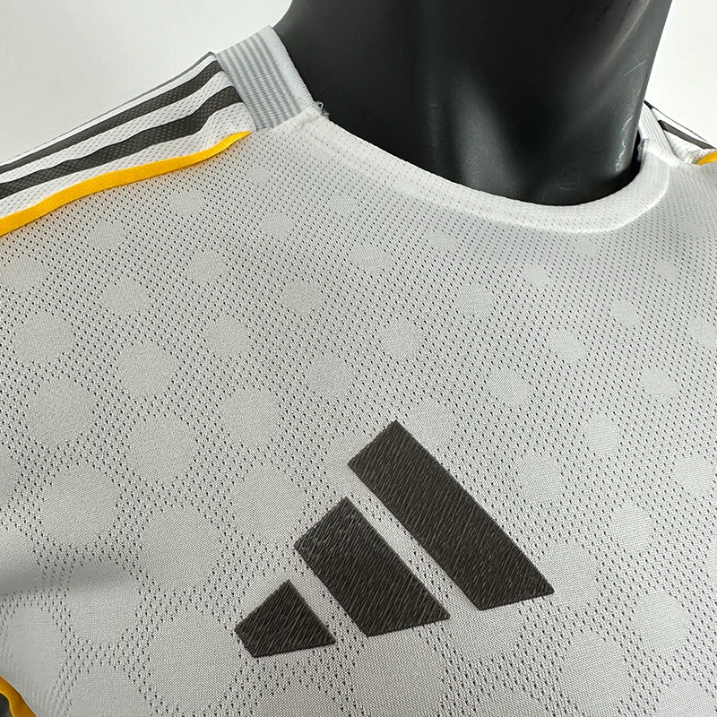 Real Madrid Home Kit 2025/26