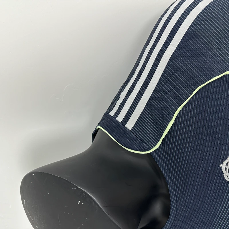 Real Madrid Away Kit 2025/26 - Thumbnail 3