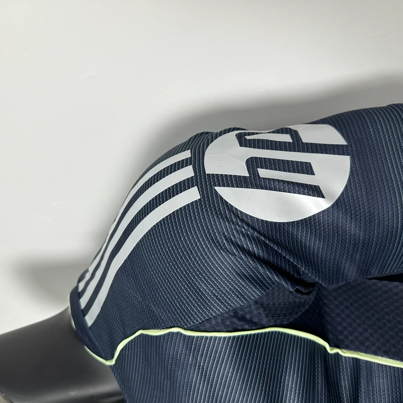 Real Madrid Away Kit 2025/26 - Thumbnail 4