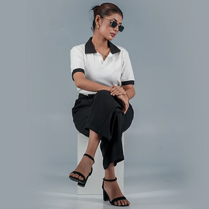 Old Money Polo - White - Thumbnail 3