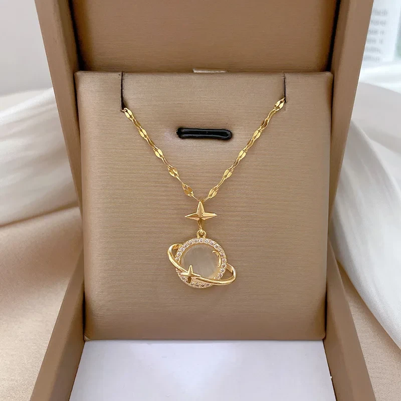 Star Pendant Necklace For Women Girl