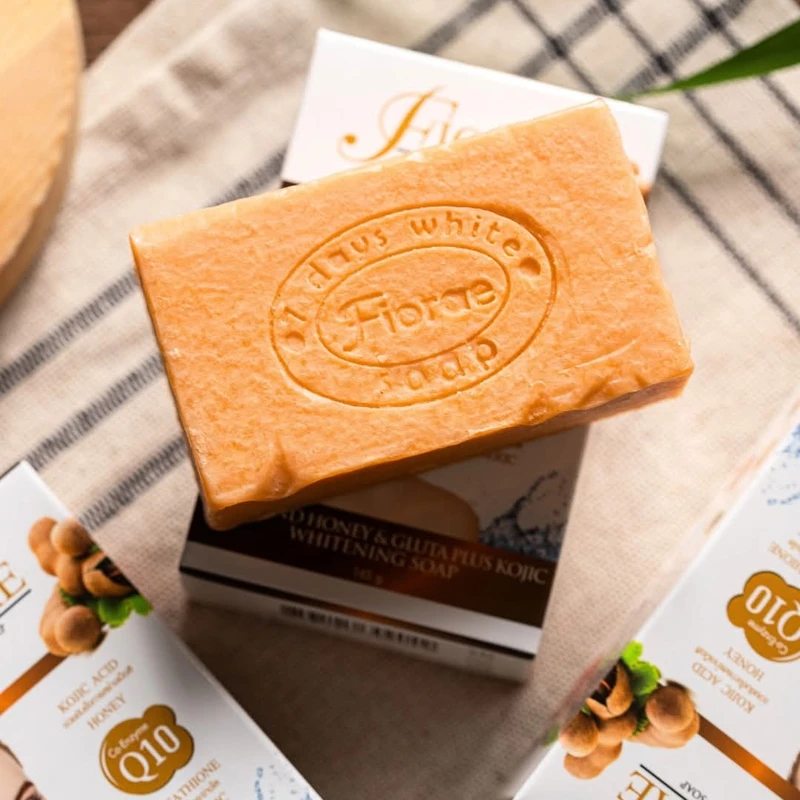 Fiorae 7 Days Papaya & Gluta Plus Kojic Whitening Soap 165g - Image 4