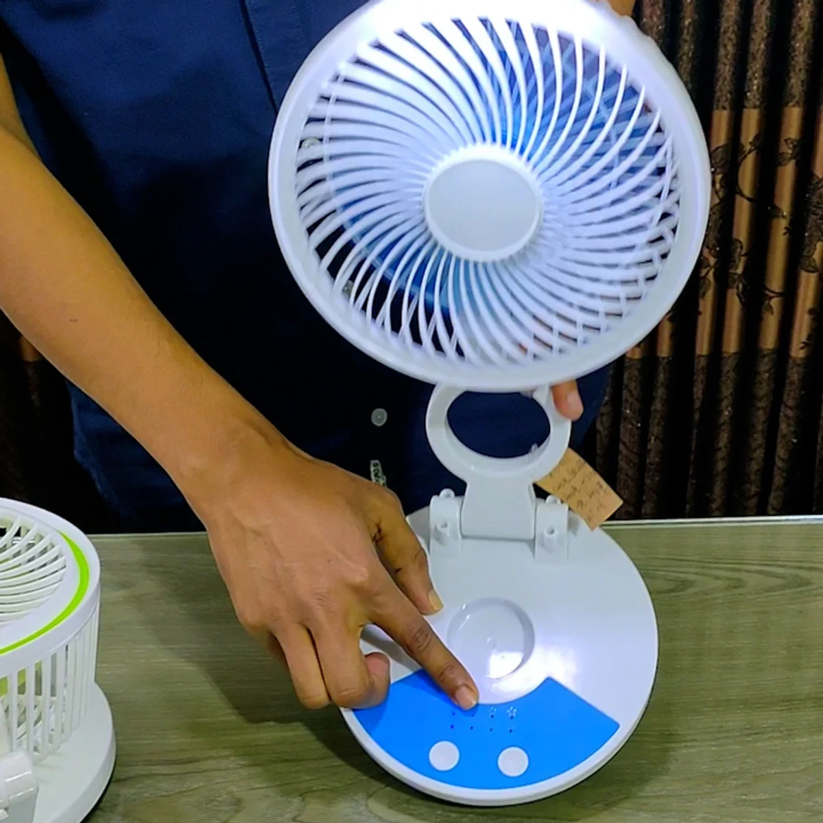 Rechargeable Table Fan With LED light - Image 6