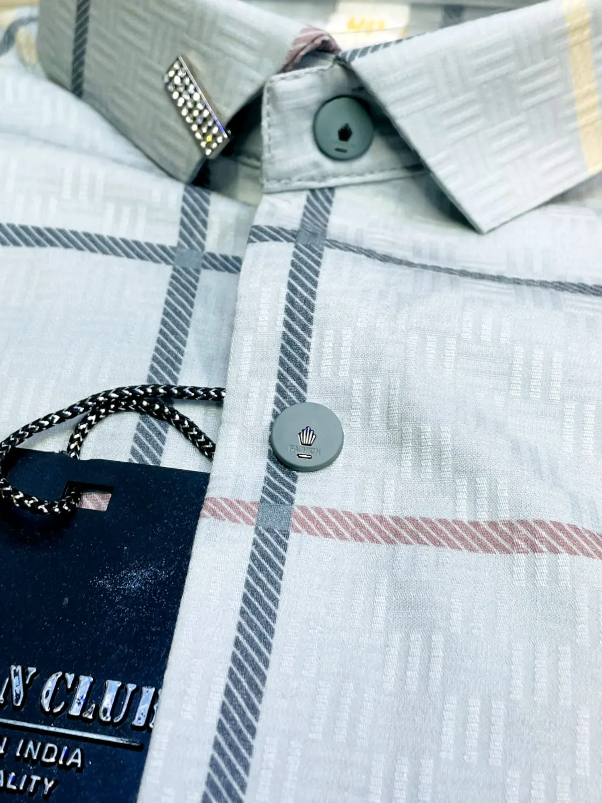 𝗜𝗺𝗽𝗼𝗿𝘁𝗲𝗱 𝗳𝗮𝗯𝗿𝗶𝗰 𝗺𝗲𝗻'𝘀 𝗽𝗿𝗲𝗺𝗶𝘂𝗺 𝘀𝗵𝗶𝗿𝘁 2025 - Image 3