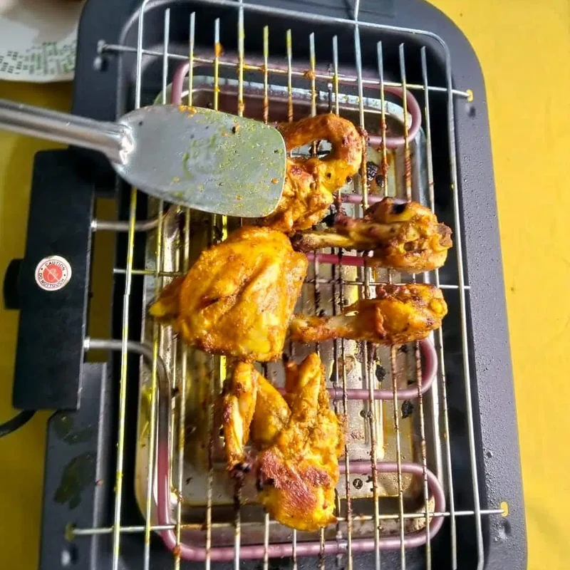 BBQ Electric Grill Machine (👨‍👩‍👧‍👦 ফ্যামিলি বা বন্ধু বান্ধব আড্ডাতে আর হবে না বাড়তি জামেলা) - Image 4