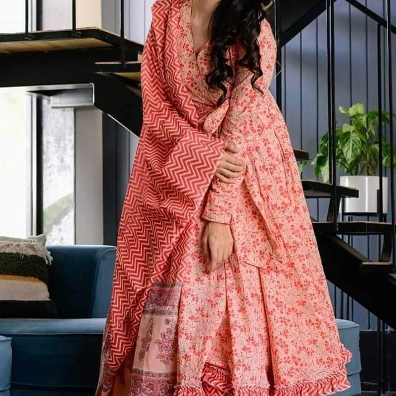 Lillan three pc - Image 4