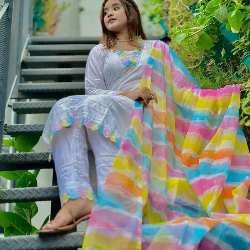 Lillan three pc - Image 6