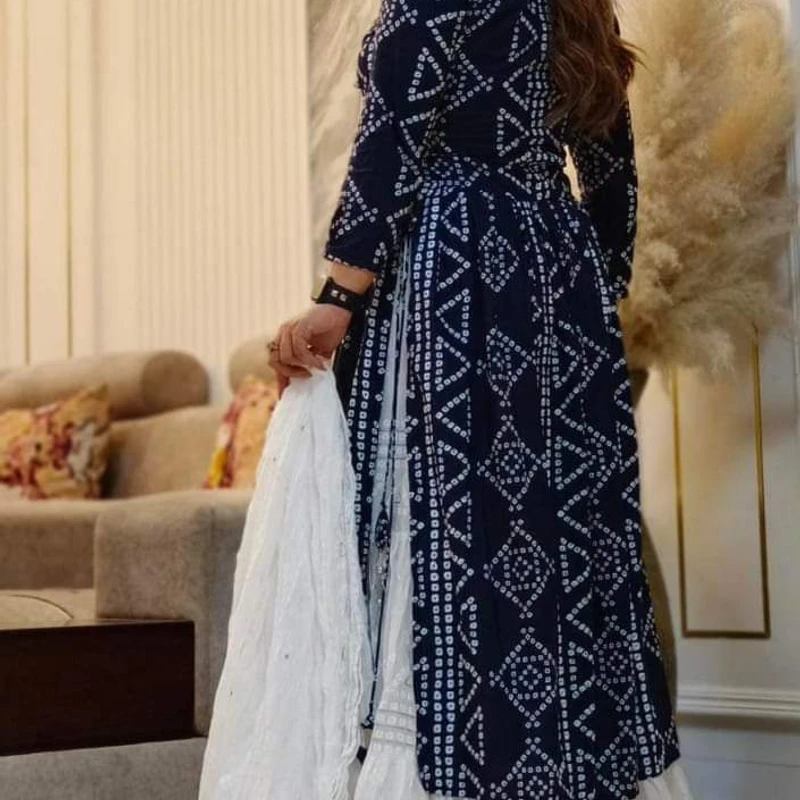 Lillan three pc - Image 9