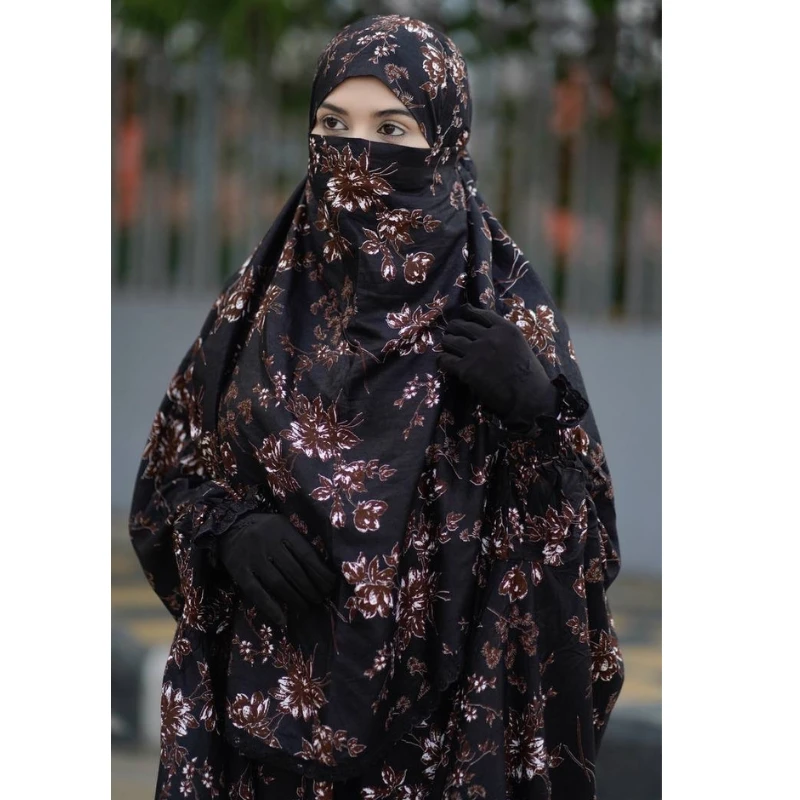 Khimar whit Plazu set .303 - Image 3