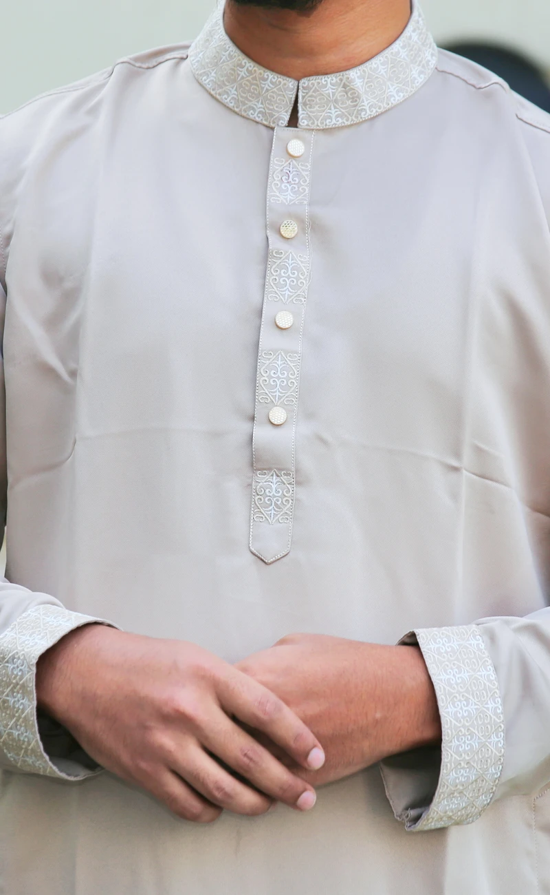 Pakistani Luxury Panjabi - Image 3