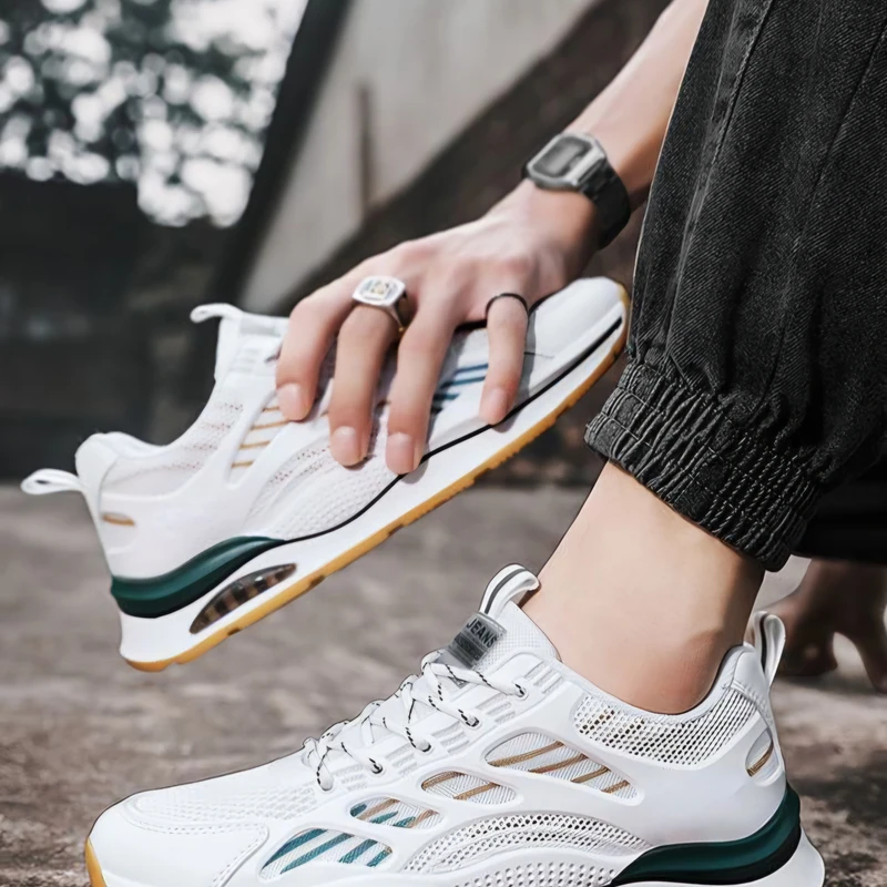 Men's Fashionable Casual Shoe - Image 4