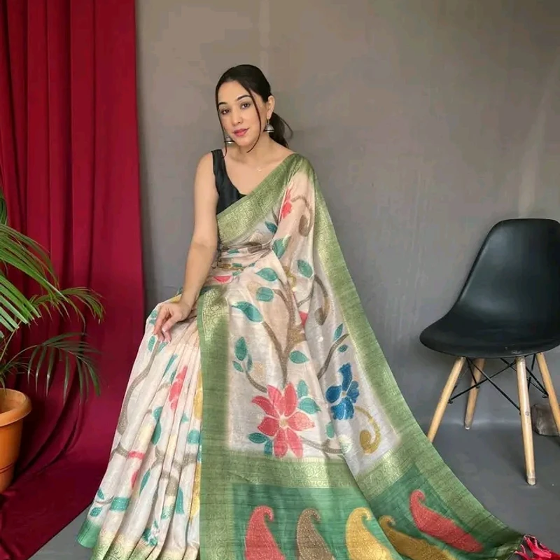 Vaibhavi – Pure Chanderi Silk Saree with 3D Floral Stitch & Zari Pallu - Image 3