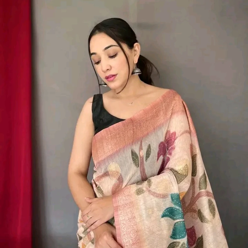 Vaibhavi – Pure Chanderi Silk Saree with 3D Floral Stitch & Zari Pallu - Image 5